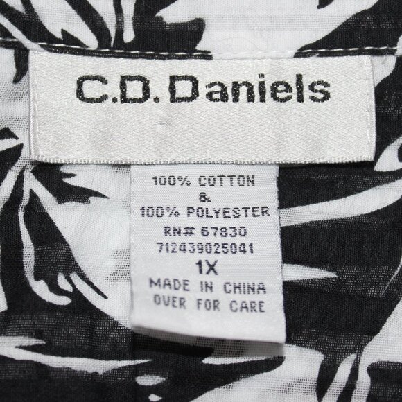 C.D. Daniels Black and White Floral Blouse - Picture 6 of 8